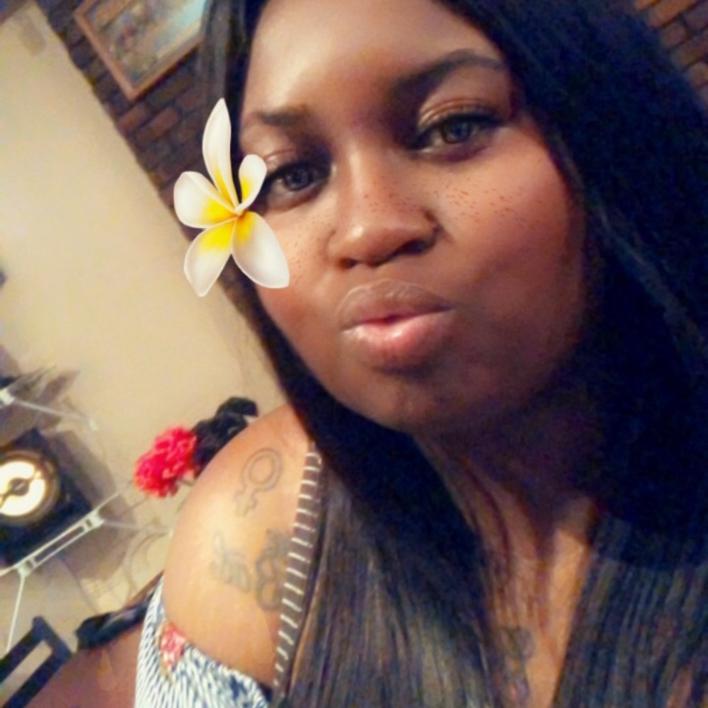 Meet your Posher, Shamieka